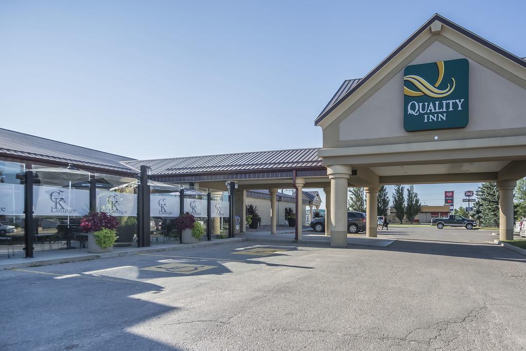 Quality Inn & Suites Winkler Exteriör bild